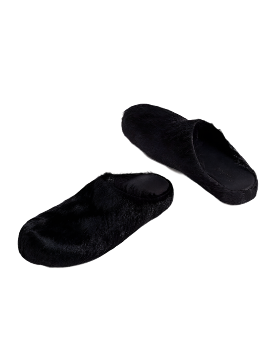 Fussbett Sabot Clog in Black Long Haircalfskin