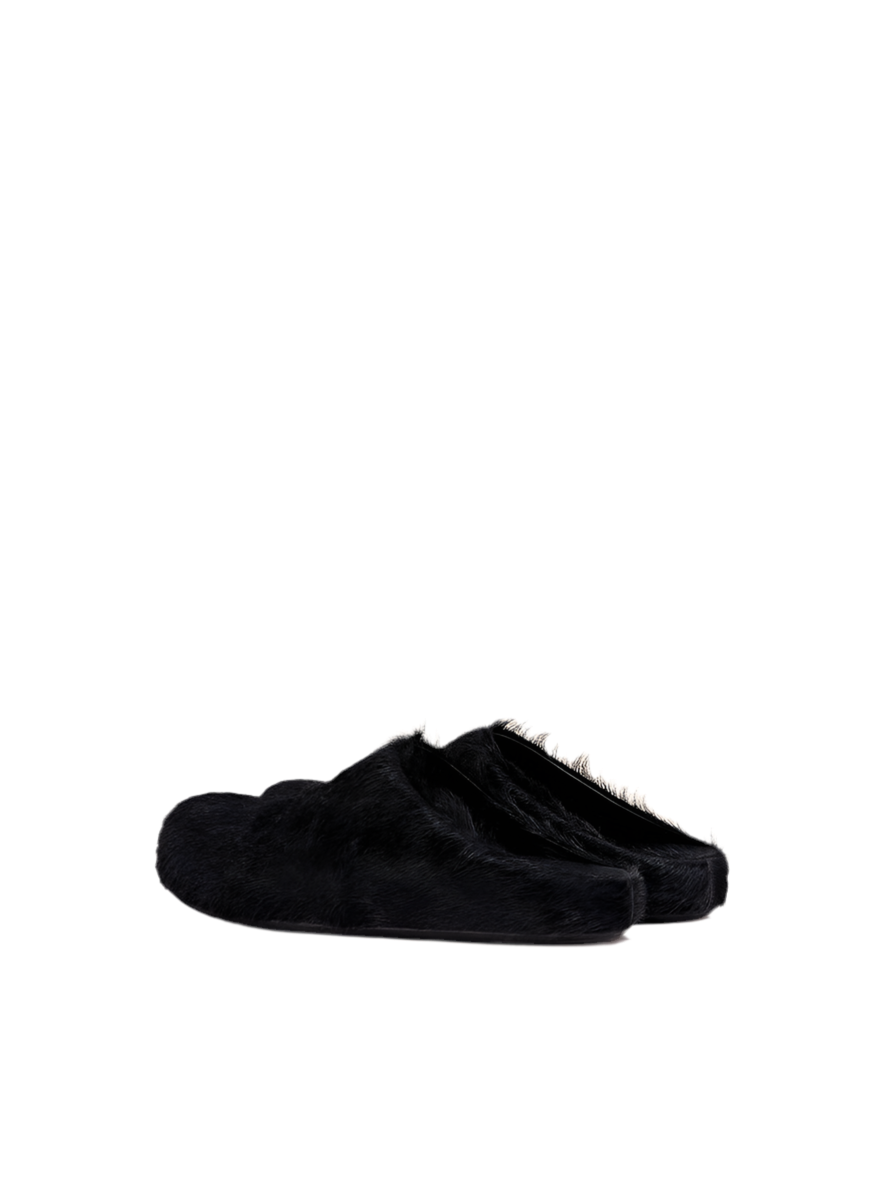 Fussbett Sabot Clog in Black Long Haircalfskin