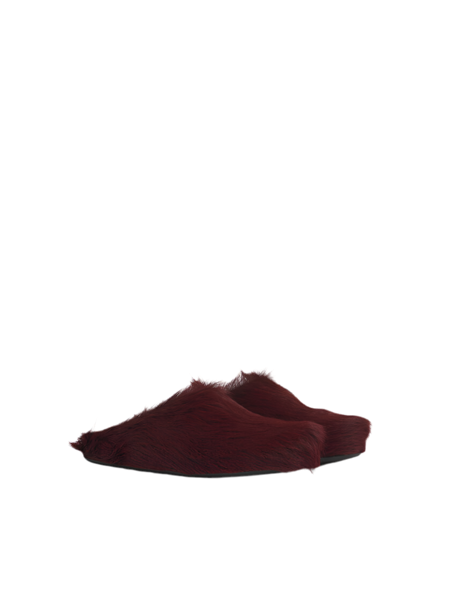 Fussbett Sabot Clog in Red Long Haircalfskin