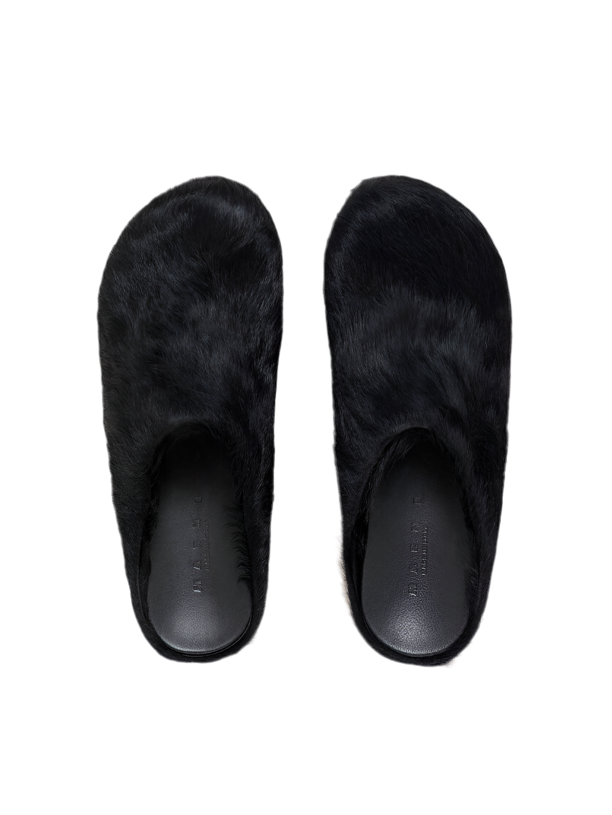 Fussbett Sabot Clog in Black Long Haircalfskin