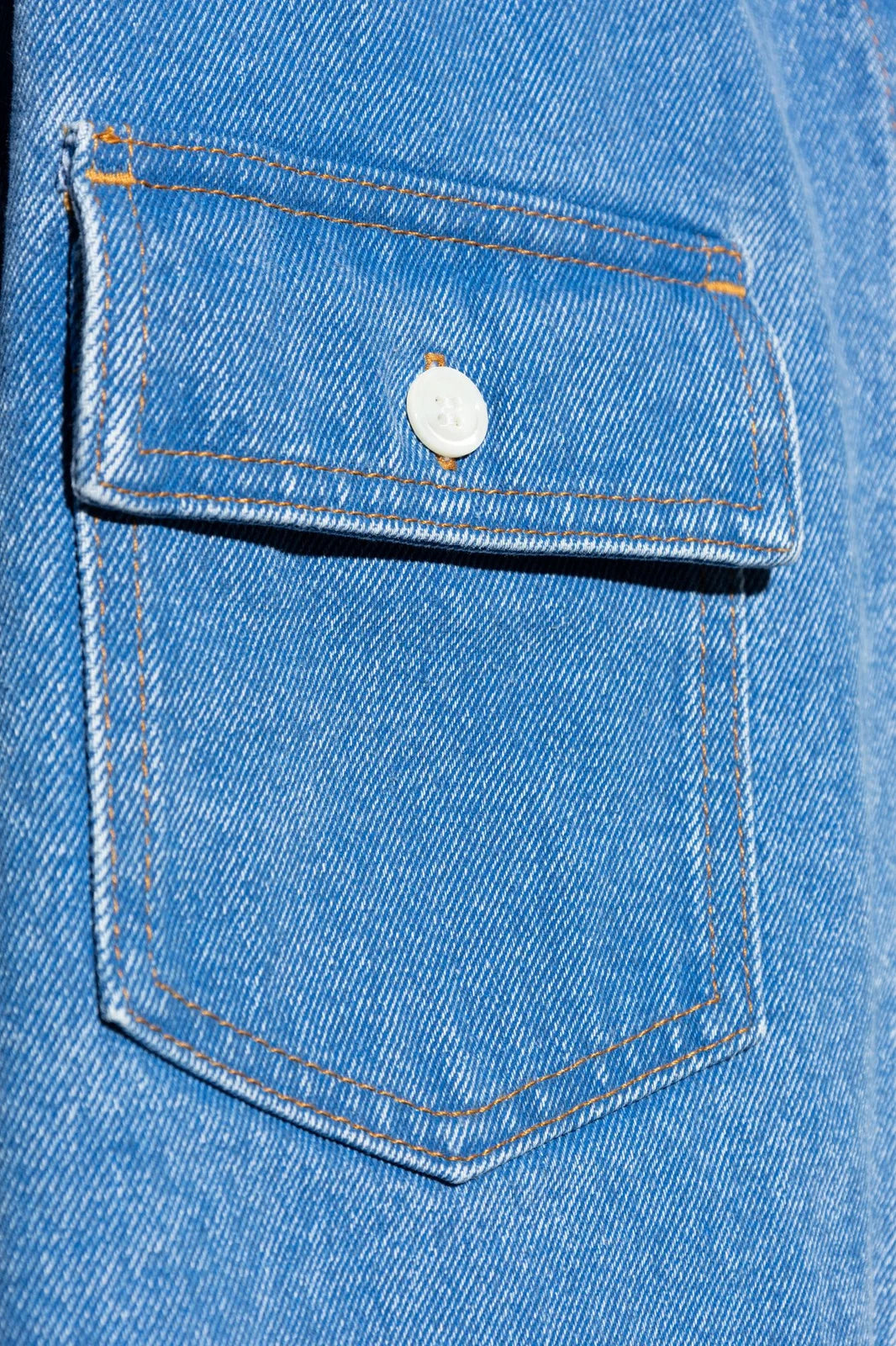 Buttoned Denim Shirt in Blue