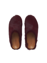 Load image into Gallery viewer, Fussbett Sabot Clog in Red Long Haircalfskin