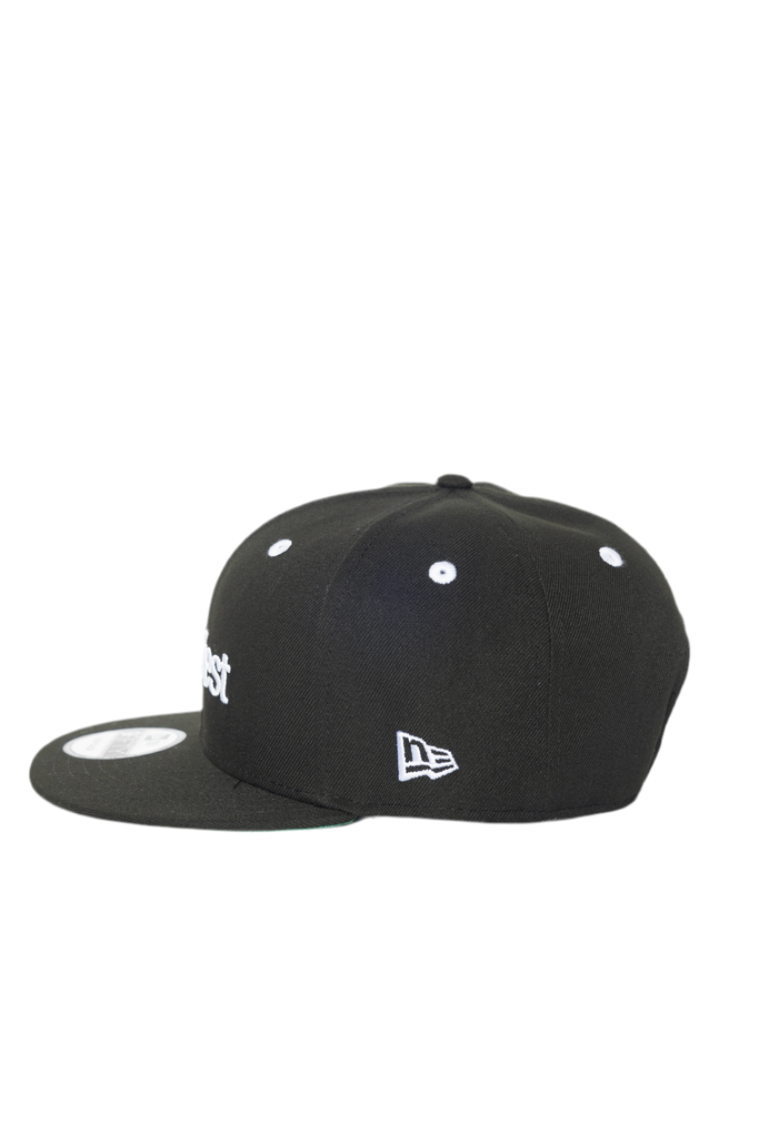 Manifest + New Era Snapback in Black