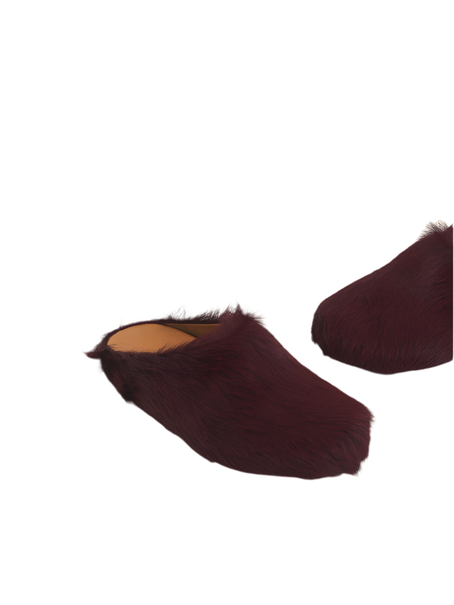 Fussbett Sabot Clog in Red Long Haircalfskin