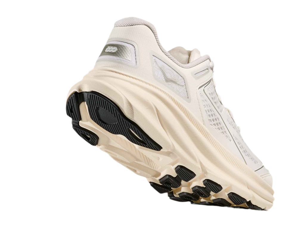 Clifton One9 Sneakers in Frost/Cosmic Grey