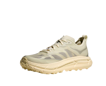 Load image into Gallery viewer, Mafate Speed 4 Lite in Truffle Salt/Vintage Yellow