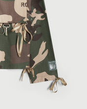 Load image into Gallery viewer, Modular Pocket Cotton Ripstop Anorak in Camo