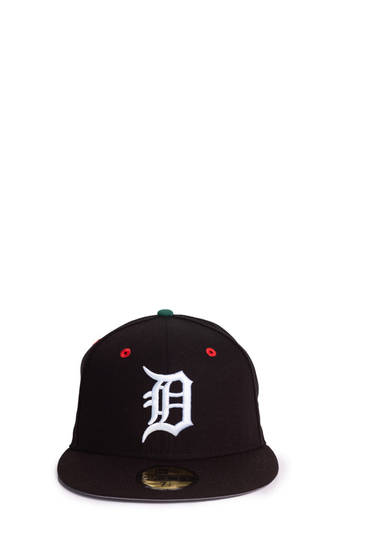 Manifest + New Era Detroit Tigers Cap in Black/Red/Green