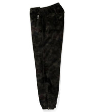 Load image into Gallery viewer, Zipped W.U Pant in Camo
